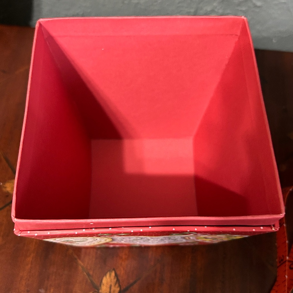 Mary Engelbreit storage boxes - Picture 8 of 12